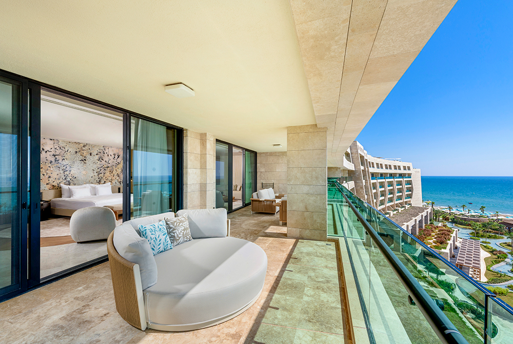 Regnum The Crown Crown Signature Suite Master 12