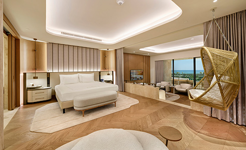 Regnum The Crown Seascape Suite (11) Card