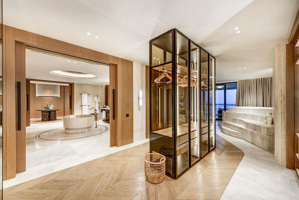 Regnum The Crown Crown Signature Suite Master 09