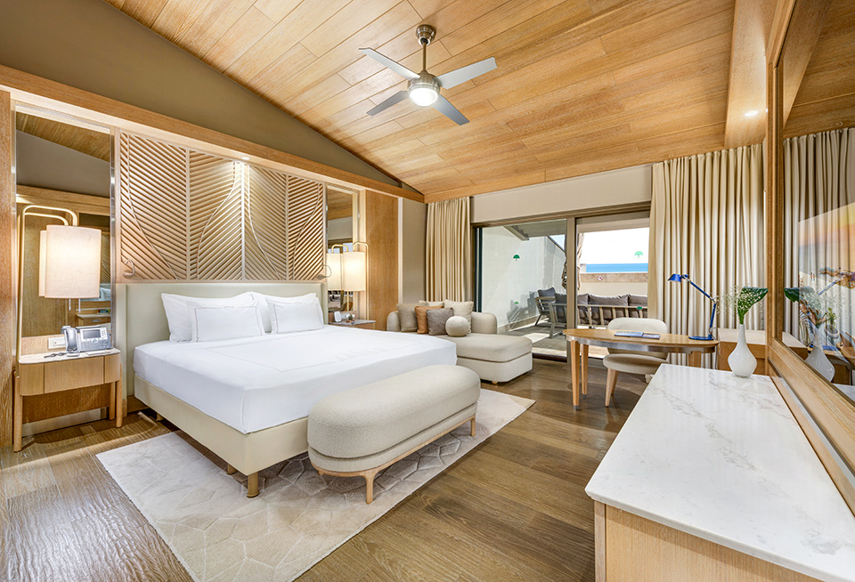 Regnumcarya Jadefamilyroom French Bedroom 01