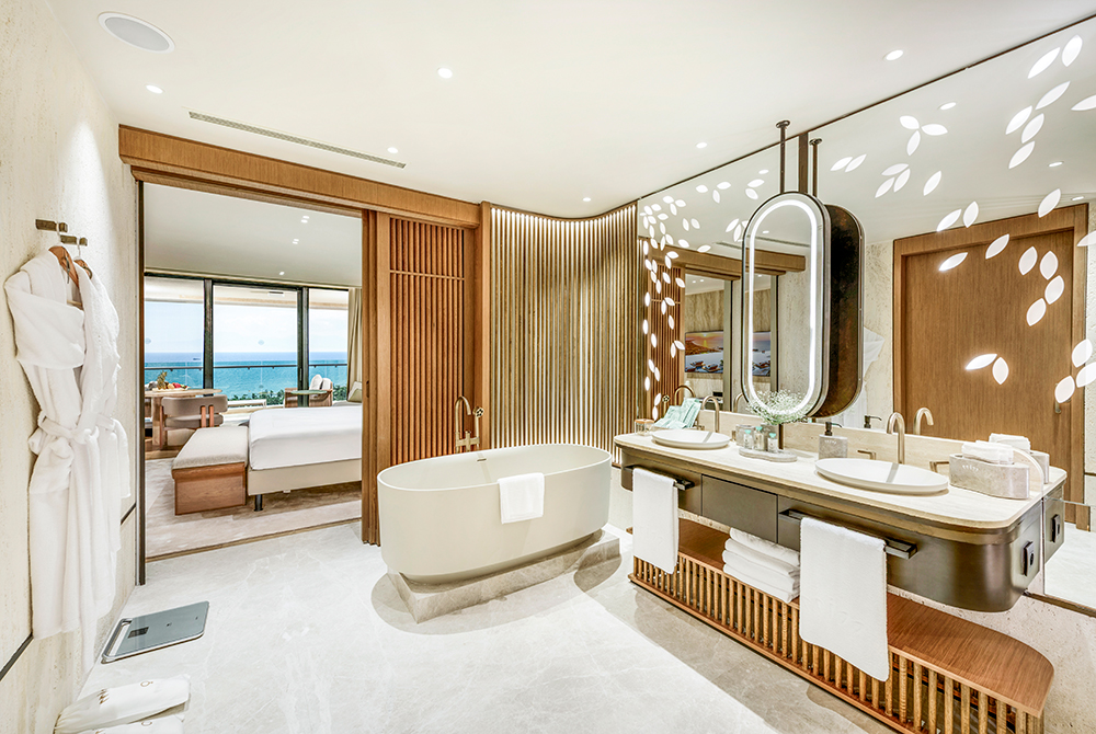 Regnum The Crown Crown Signature Suite 2Nd Bedroom 03