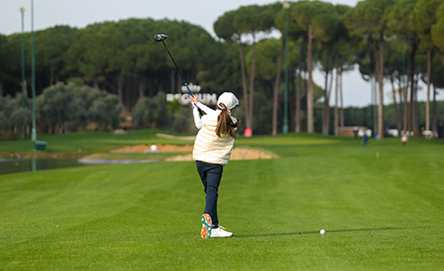 US KIDS GOLF 17 Card