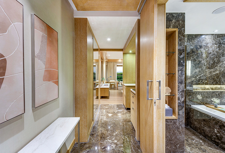 Regnumcarya Jaderoom Landview Bedroom 05